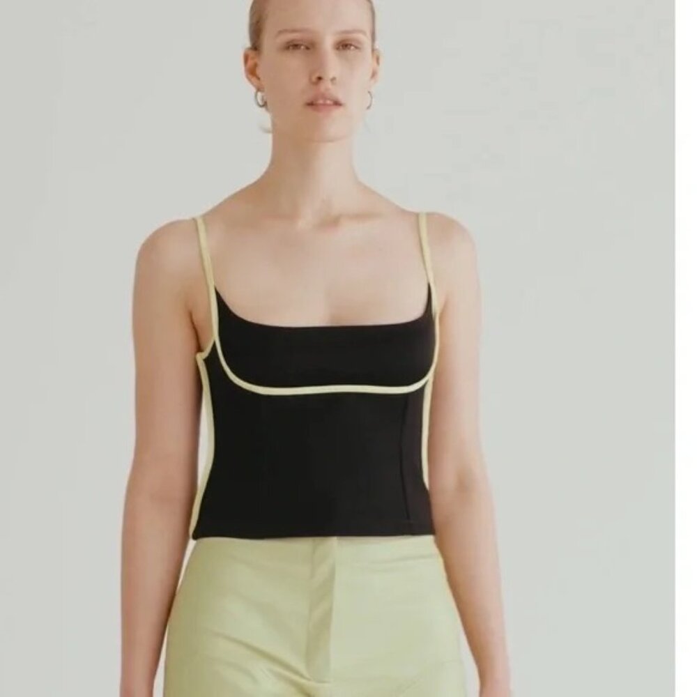 NWOT Paris Georgia Florian Singlet Top